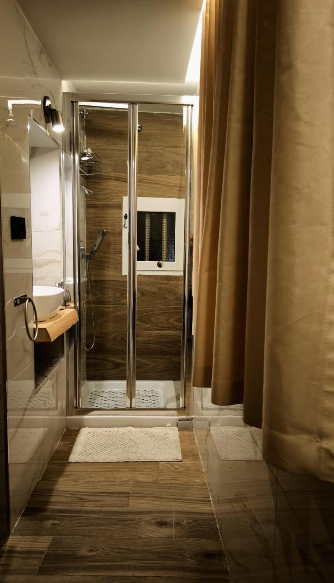 Casamira B&B Napoli Centrale Екстер'єр фото